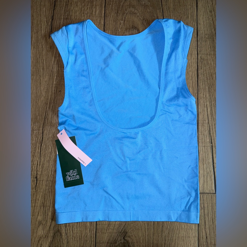 Wild Fable Scoop Neck Crop Top